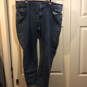 Levi mid rise skinny jean size 20W